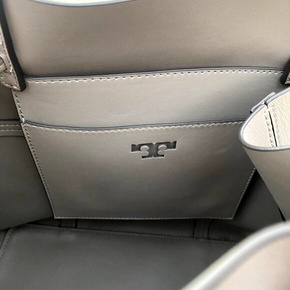 Tory Burch Block T Drawstring 100% Leather Tote Bucket Bag French Gray Handbag - Picture 9 of 15